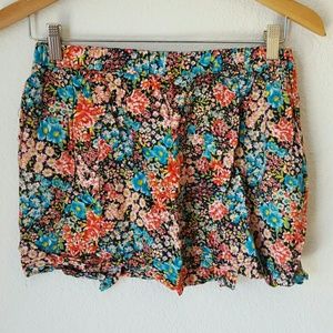 floral mini skirt w/pockets